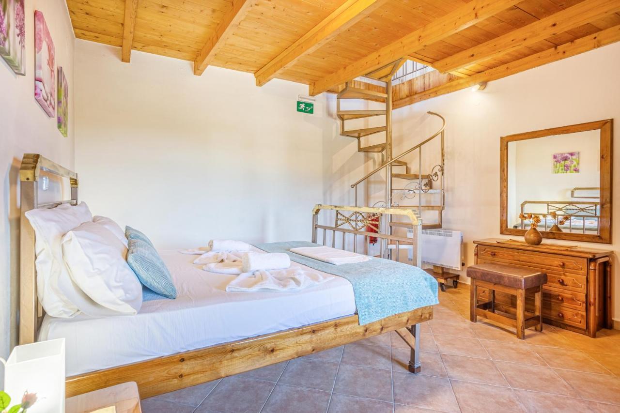 Olive Villas Kría Vrísi Exteriör bild
