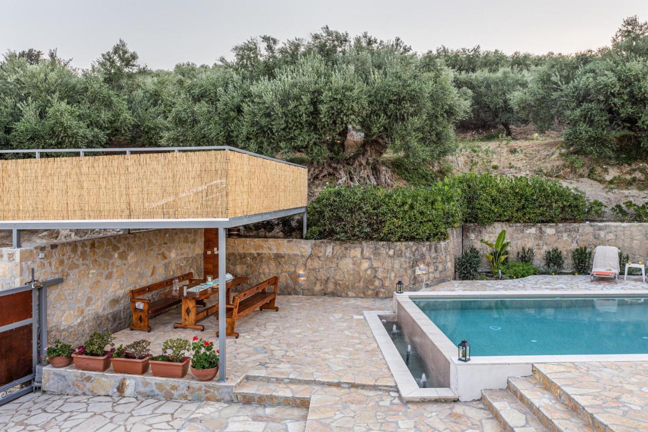 Olive Villas Kría Vrísi Exteriör bild